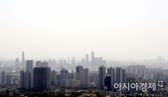 [포토] 미세먼지에 갇힌 서울 하늘
