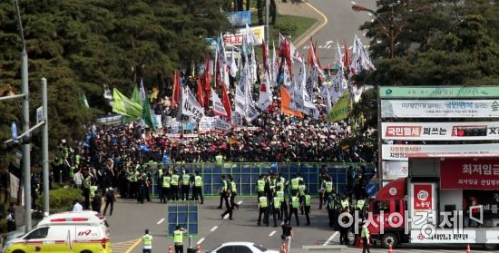 [포토] 민주노총, 최저임금법개정안 반대 총파업