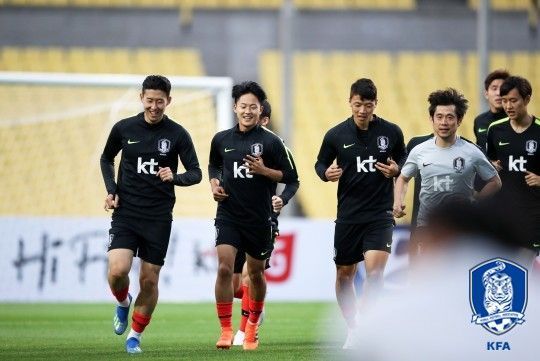 [한국-온두라스] "온두라스 오른쪽 털까"…손흥민-이승우 첫 선발 호흡