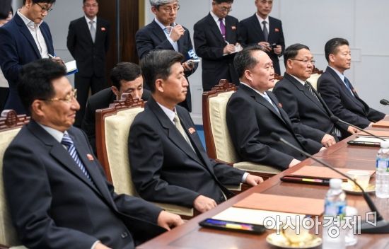 [포토] 남북고위급회담 북측대표단