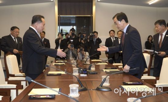 [포토] 회담장으로 다시 돌아온 남북