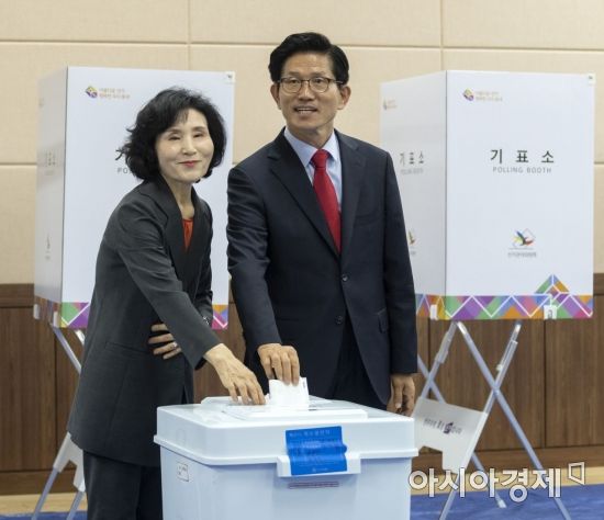 [포토] 사전투표 마친 김문수 후보