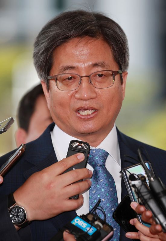 '재판거래 수사' 칼 빼든 검찰…고심 깊어지는 대법원