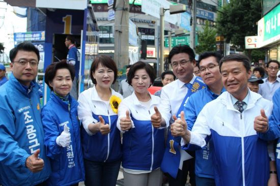 추미애 민주당 대표 “박성수 후보, 송파 살릴 희망”