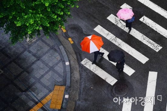 [포토]우산 챙기셨나요?