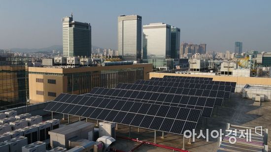 文 정부의 친환경 정책에 발맞추는 전자 업계
