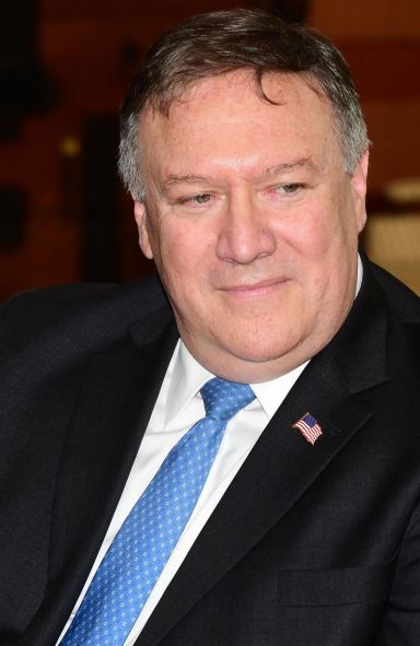 중국 방문 폼페이오, 대북제재 완화 논의하나