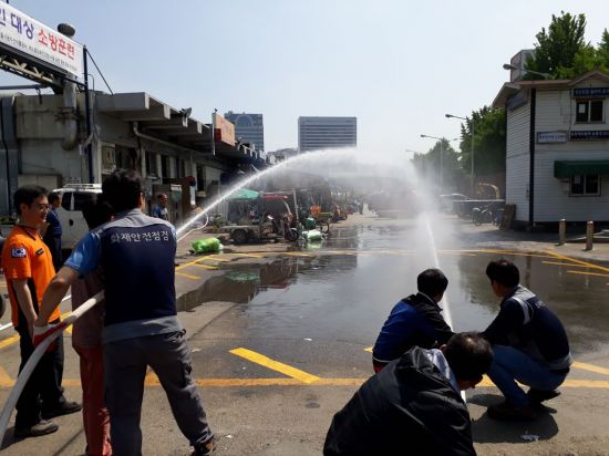  가락시장 상반기 유통인 합동 소방훈련