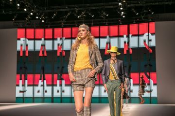 닥스, 2019년 봄·여름 밀라노 패션쇼 진행