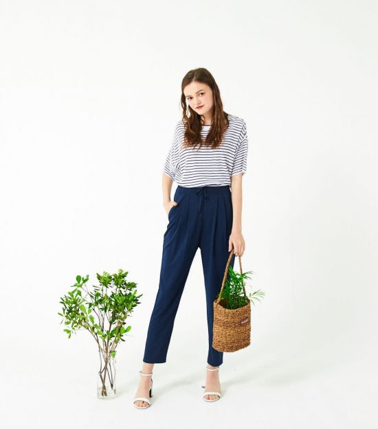  "'냉장고 바지' 외출복으로도 입어요"  