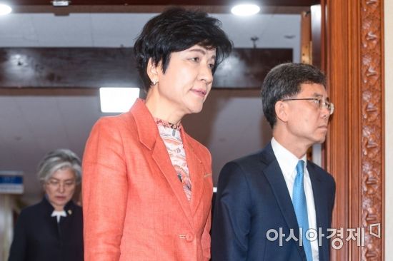 김영주 고용장관, 전교조 면담…文정부 출범 후 첫 만남
