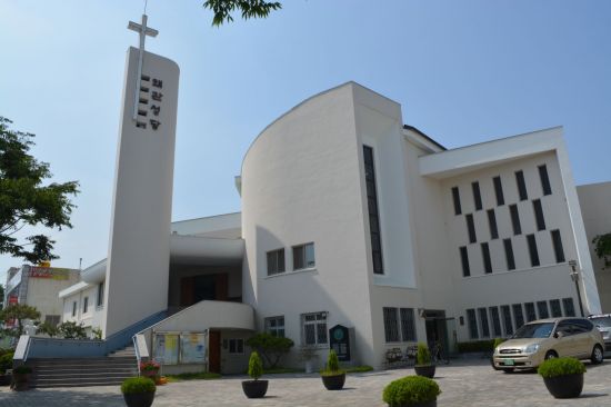 쌀 수탈 역사의 옛 군산세관 본관, 사적 된다