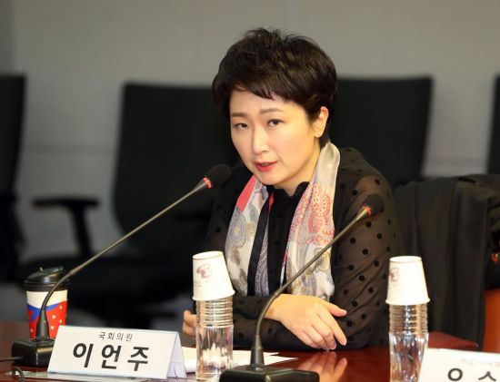 바른미래당, 25일 원내대표 선거…김관영 vs 이언주