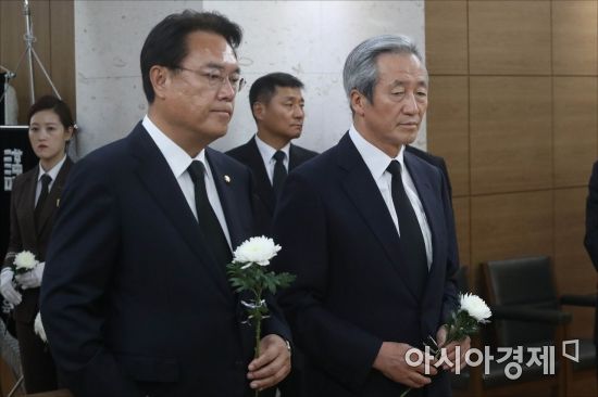 [포토] 고 김종필 전 총리 빈소 찾은 정진석-정몽준