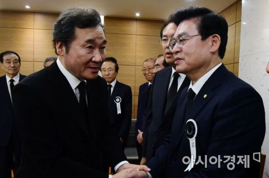 [포토] JP 빈소 찾은 이낙연 총리