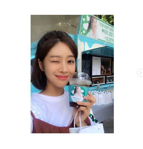 ‘이별이 떠났다’ 조보아, 깜찍한 근황...사랑스러운 윙크 눈길 