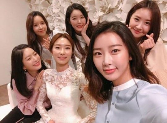 달샤벳 출신 가은 결혼식에 뭉친 멤버들…네티즌 “보기 좋다”