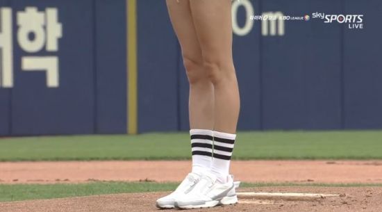 [포토] 최여진 '작정하고 펼친 각선미 시구'