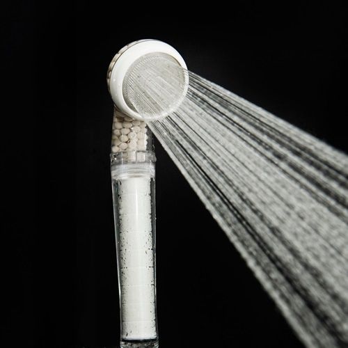 피부질환의 원인 녹물 걸러주는 ‘샤워필터’