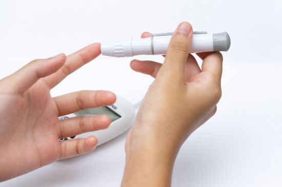 "백신 접종 서둘러야"…코로나 사망자 중 40%가 당뇨 환자