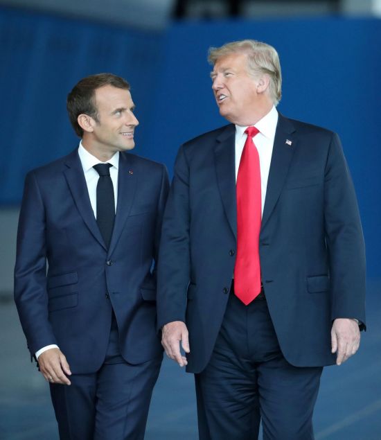 에마뉘엘 마크롱 프랑스 대통령(왼쪽)과 도널드 트럼프 미국 대통령 [이미지출처=로이터연합뉴스]
