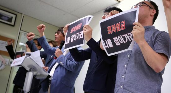 [최저임금 후폭풍]정책미스 엉뚱한 '불똥'…편의점, '甲-乙' 전쟁 조짐 