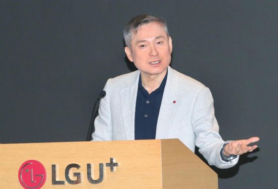 하현회 LGU+ 부회장 직원들과 첫 만남 "혁신과 행동" 강조
