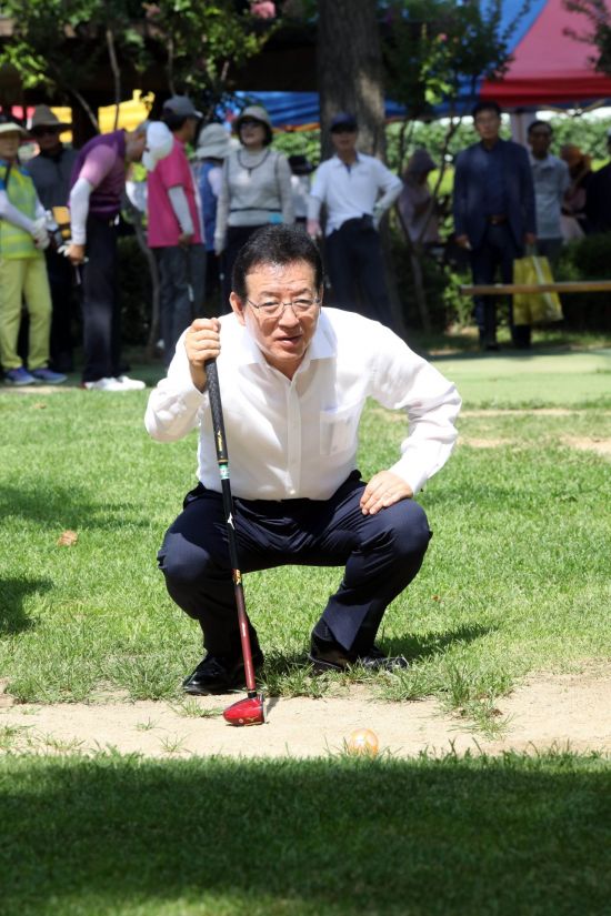 [포토]제1회 강남구청장배 파크 골프 대회 개최