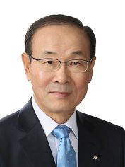김용덕 손보협회장, 연임 않기로…차기 회장은 누가? 