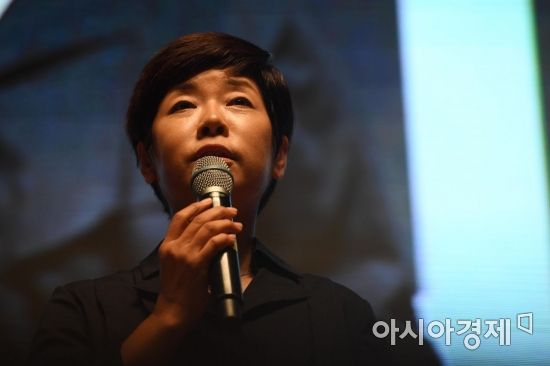 김미화 “이언주, 가짜 뉴스 퍼뜨리지 말고 사과하라”