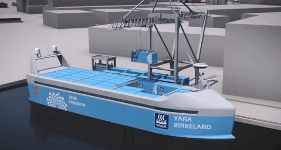 야라인터내셔널의 자율운항선박 '야라 버클랜드호'에 컨테이너를 싣고 있는 모형도. [사진=Kongsberg Gruppen]