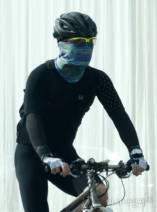 [포토] 중무장 라이딩