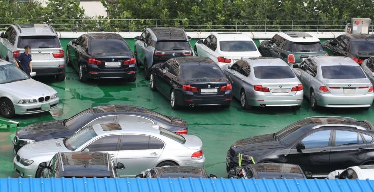 BMW 코오롱모터스 성산서비스센터 입고차량 주차장 전경(자료사진)