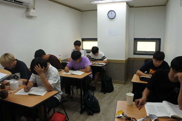 강남SAT학원 MCC어학원, 8월 25일 시험대비 파이널 수업 개강