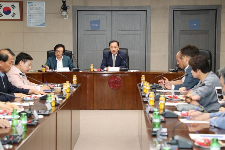 유동균 마포구청장, 2차 서부광역철도 건설추진위 회의 개최 