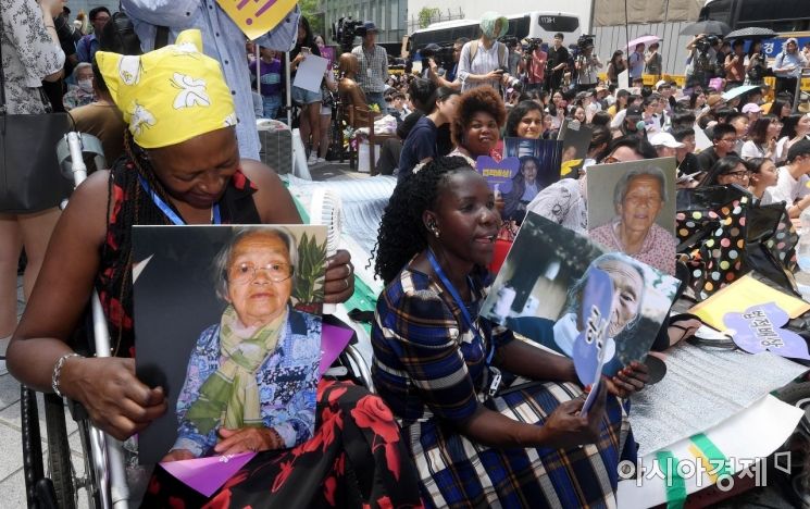 [포토] 외국인 여성들 참여한 세계연대집회