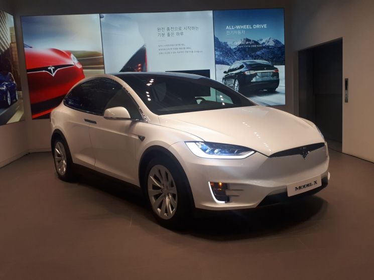 테슬라, 전기차 SUV '모델 X' 공개…100D 가격 1억3490만원
