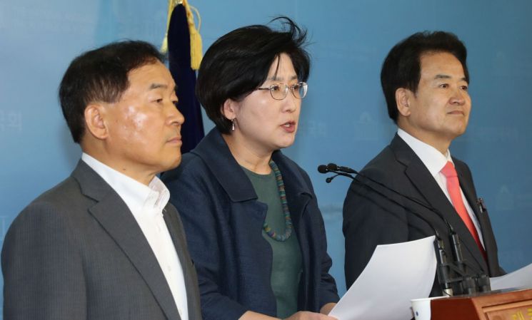 평화당 "김성태 교섭단체 연설, 지난 9년 반성·대안없는 퇴행"