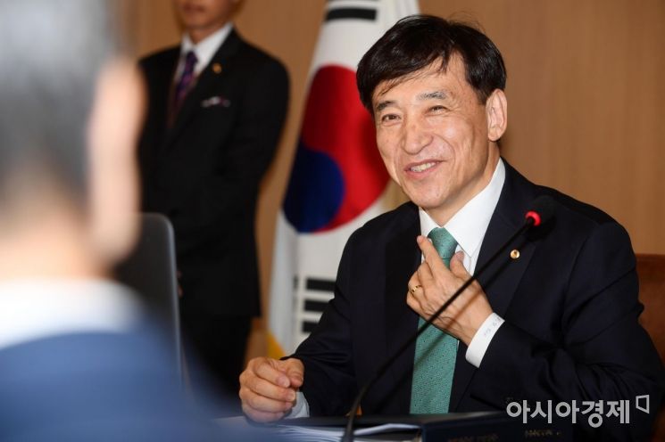 [포토]미소 짓는 이주열 한국은행 총재 