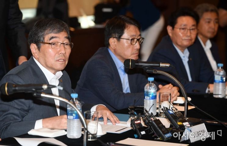 [포토]여전사 CEO 만나는 윤석헌 금융감독원장