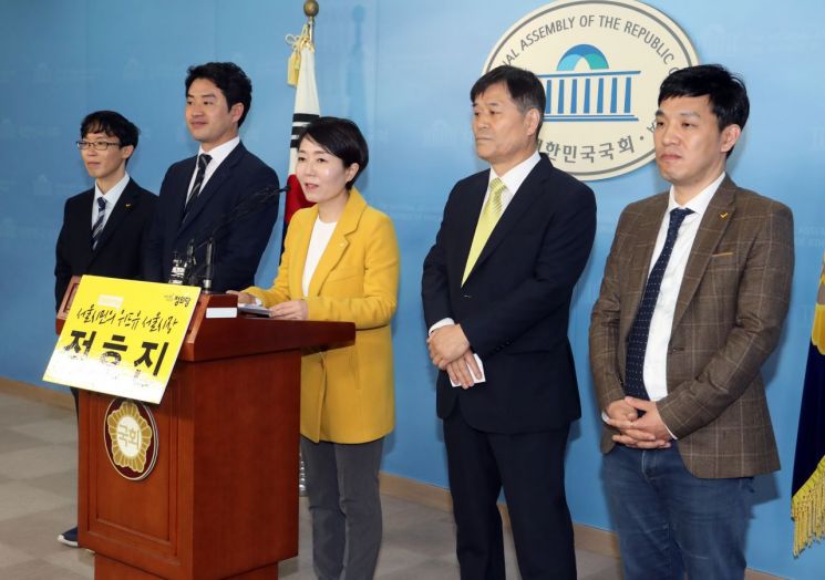 정의당, 한국당에 "노회찬 이름 더럽히지 마라" 