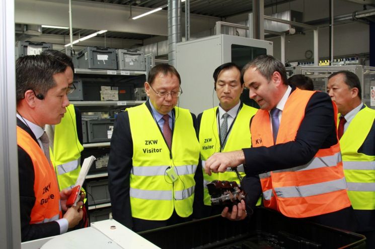 LG 등에 업은 ZKW, 슬로바키아 신공장 건설에 2000억원 투자 