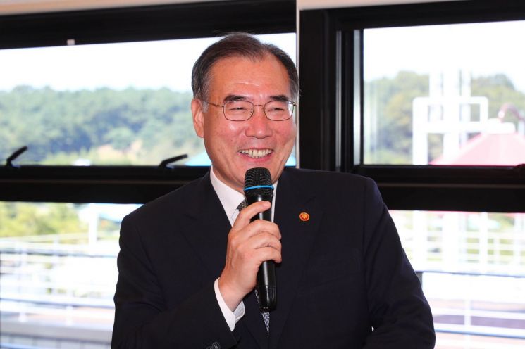 [2018국감]이개호 농식품부 장관 "쌀 목표가격 동의요청서, 내달 초 국회 제출"