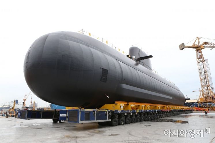 국내 최초로 독자 개발하는 3000톤급 잠수함 장보고-III