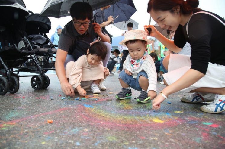 서리풀페스티벌 젊은이들 참여열기 후끈...7만명 축제 즐겨