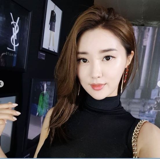 황미나, 인스타그램 통해 근황 공개…"그저 예뻐"