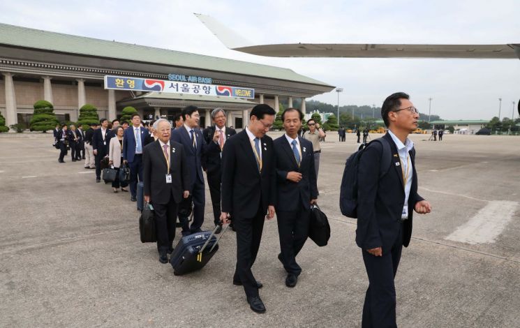 [평양회담]사진으로 보는 정상회담 첫날…"서울에서 평양까지"