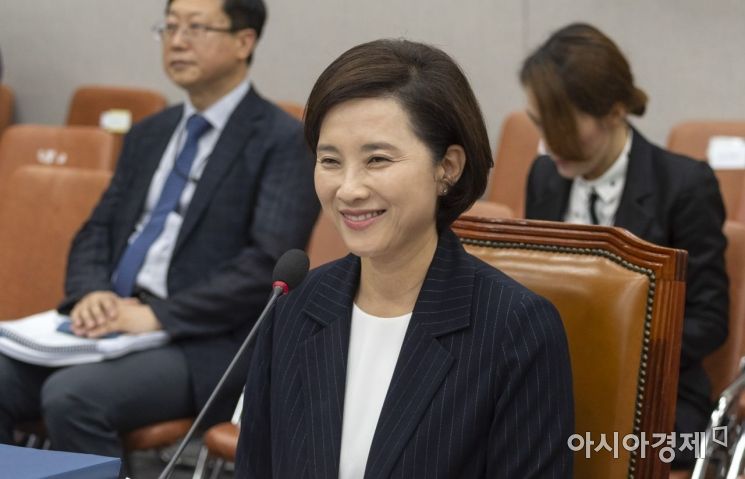 [포토] 국회의원 현역 후보자의 '여유'