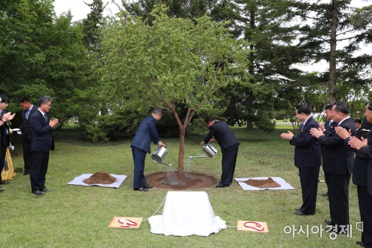 [포토] '잘 자라렴'