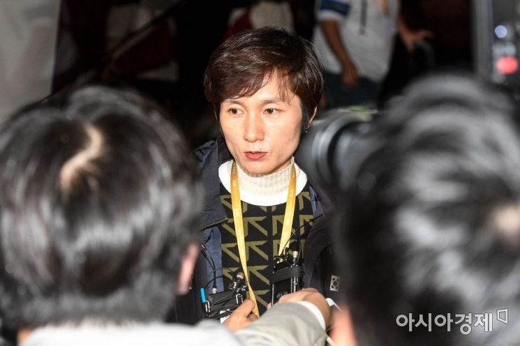 [포토] 정상회담 특별수행 마친 현정화 감독